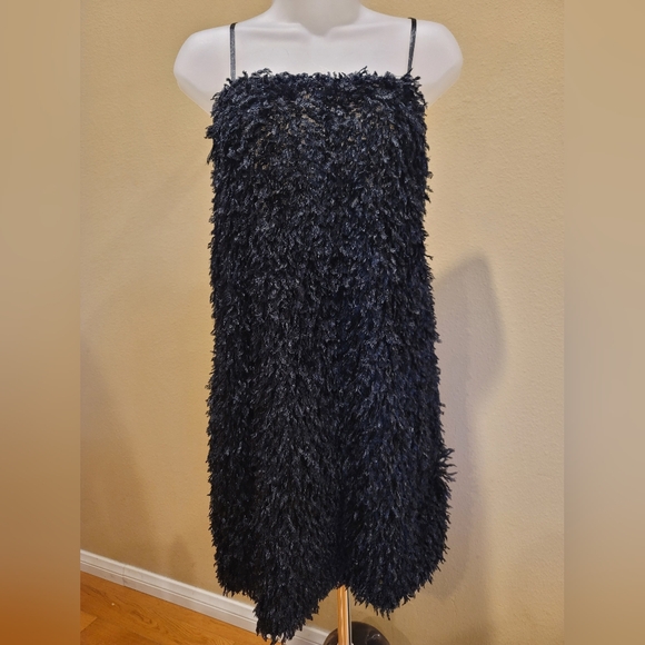 Vero Moda Dresses & Skirts - Vero Moda Black Textured Mini Dress